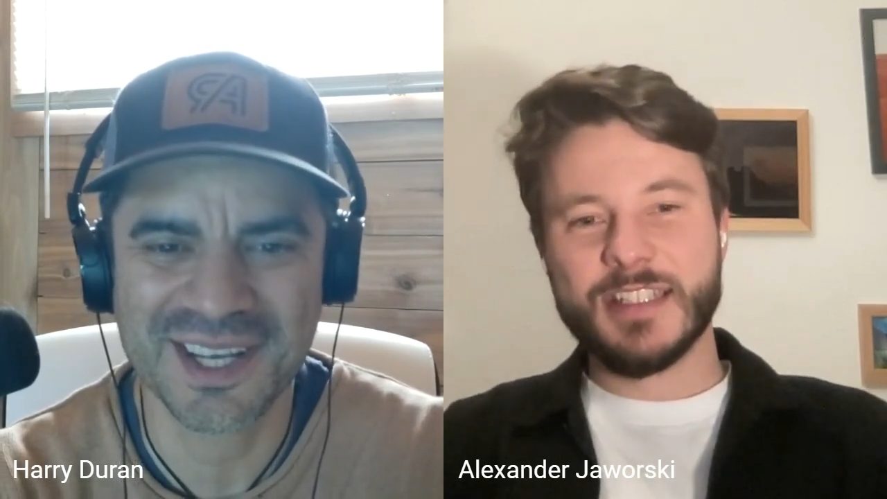 Alexander Jaworski representing greenhub at the vertical farming podcast of harry duran